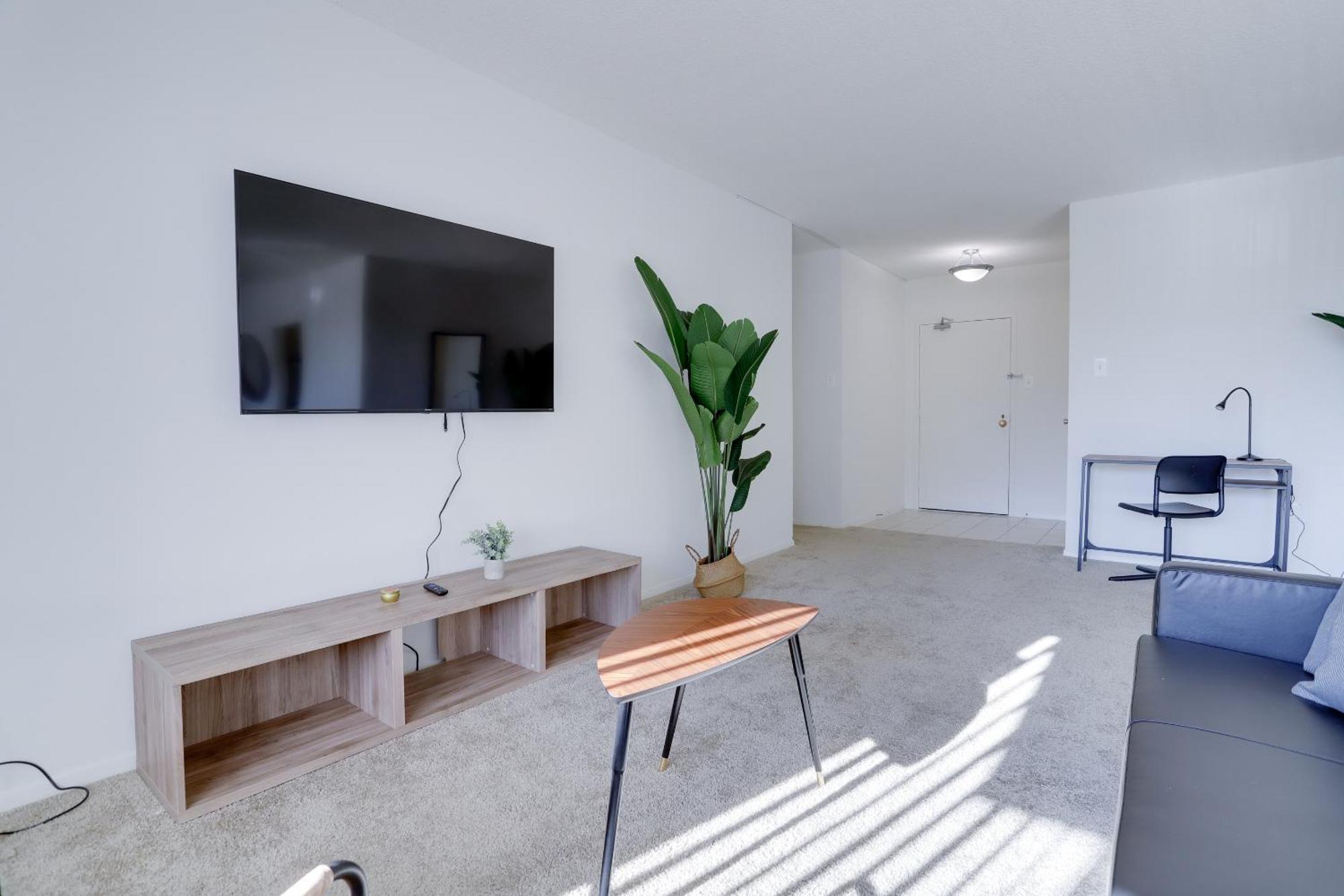 Spacious 2 Bedrooms Apt @Crystal City With Gym Arlington Luaran gambar